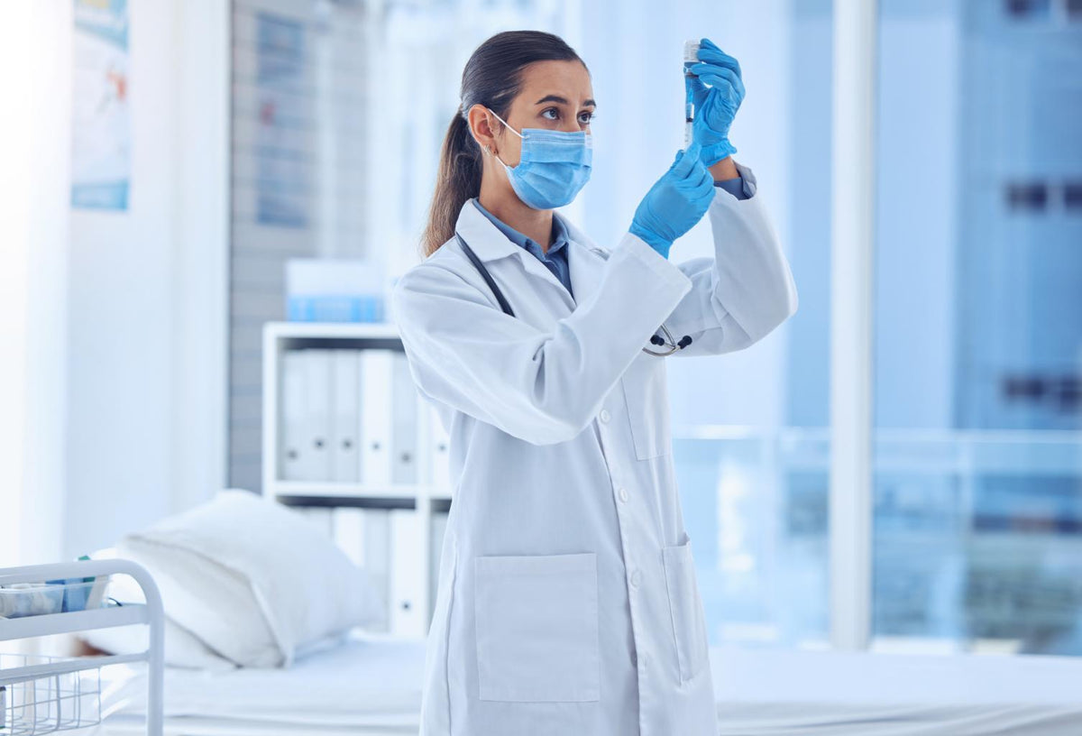 Why EZDoff™ Nitrile Gloves Are Perfect for Long Shifts - Clinical Supply Company